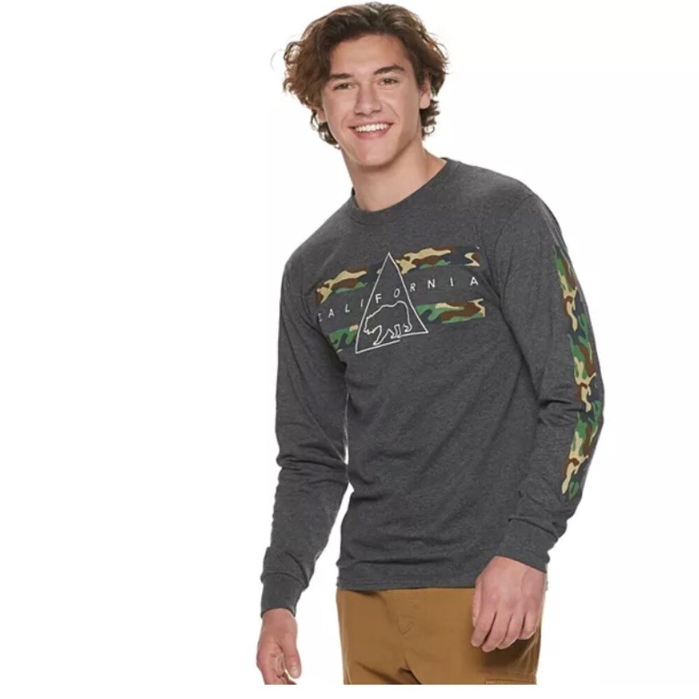 Men's Urban Pipeline California Camo Long Sleeve
by Urban Pipeline SZ M